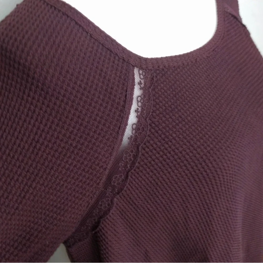 Free People Maroon Open Back Lace Waffle Top Medium - Picture 4 of 10